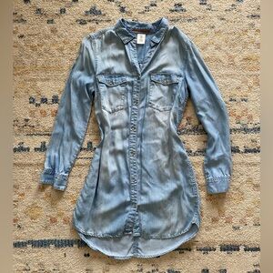 H&M &denim Long Sleeve blue Denim Shirt Dress Button Casual size small/ size 6